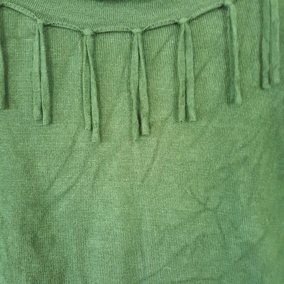 Kim Roger's Petite Hunter Green Sweater - Picture 6 of 8